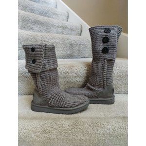 UGG Classic Cardy Boot Fold-over size 6